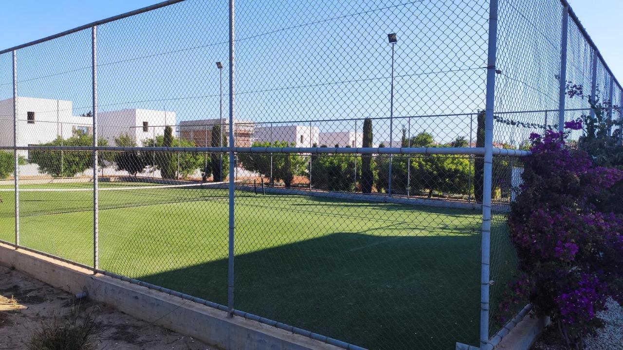 Cosy Apartment In A Luxury Resort Paralimni Exterior photo