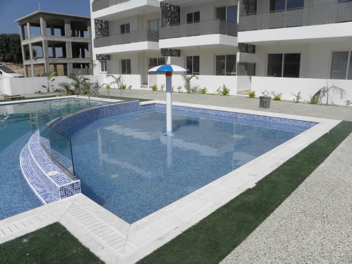 Cosy Apartment In A Luxury Resort Paralimni Exterior photo